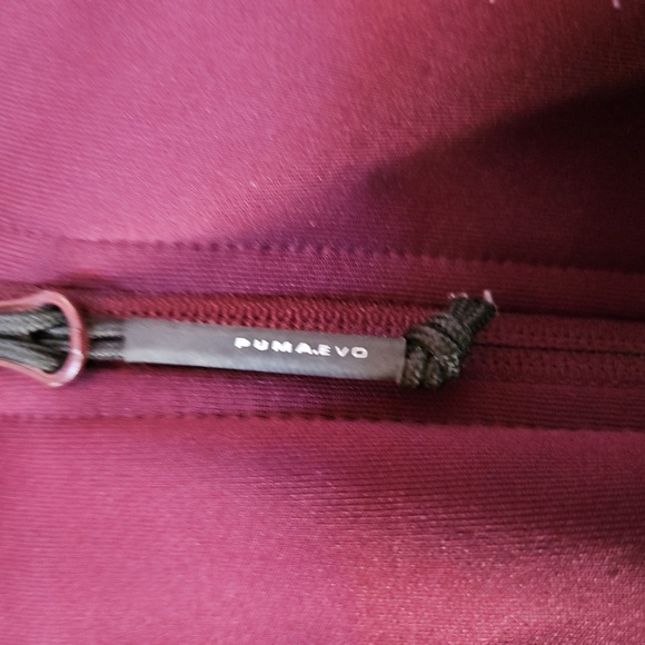 Puma Evo jacket.Cute flair bottom,beautiful,fall caranberry color. Worn twice - Picture 2 of 5
